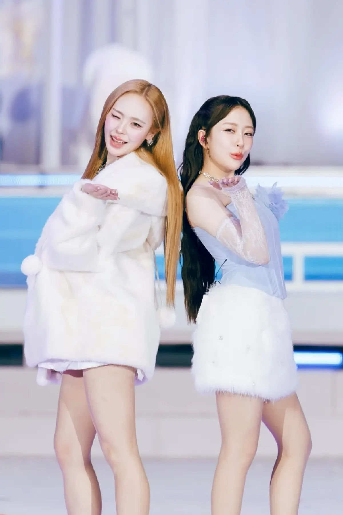 'BLUSH BLOSSOM FAN FEST' 10 สาว 'GMMTV' เสิร์ฟโชว์ 2 วัน ติดเทรนด์โลกอันดับ 1