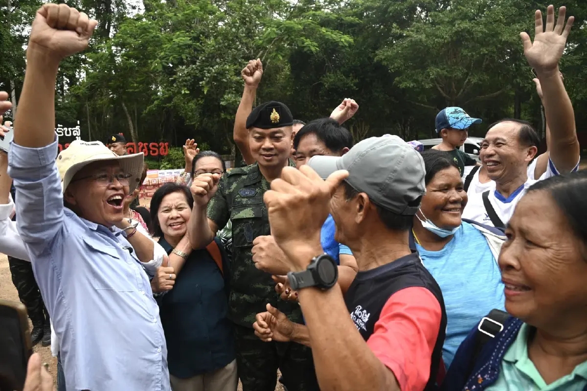 แม่ทัพภาคที่ 2 รุดเยี่ยมกำลังพล ลั่นปกป้องอธิปไตยของชาติเต็มที่