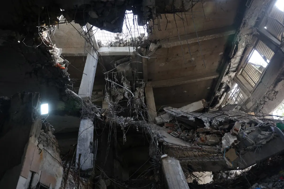 'อิสราเอล' โจมตีคุกเอวินอิหร่าน เสียชีวิต 71 ราย ก่อนบรรลุดีลหยุดยิง