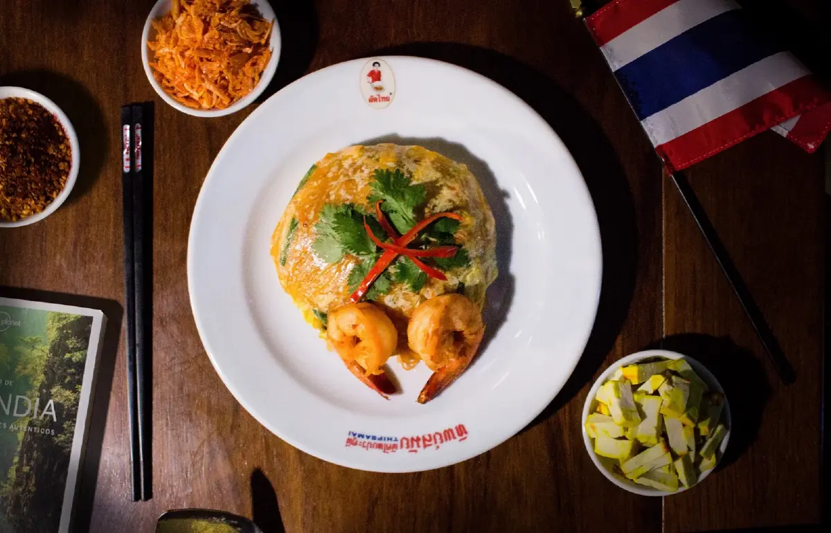 ‘ผัดไทยประตูผี’ ทำเงินไป ‘54 ล้านบาท’ มองพนักงานคือผู้มีพระคุณ โปะหนี้กยศ. แบ่งยอดขายให้ด้วย