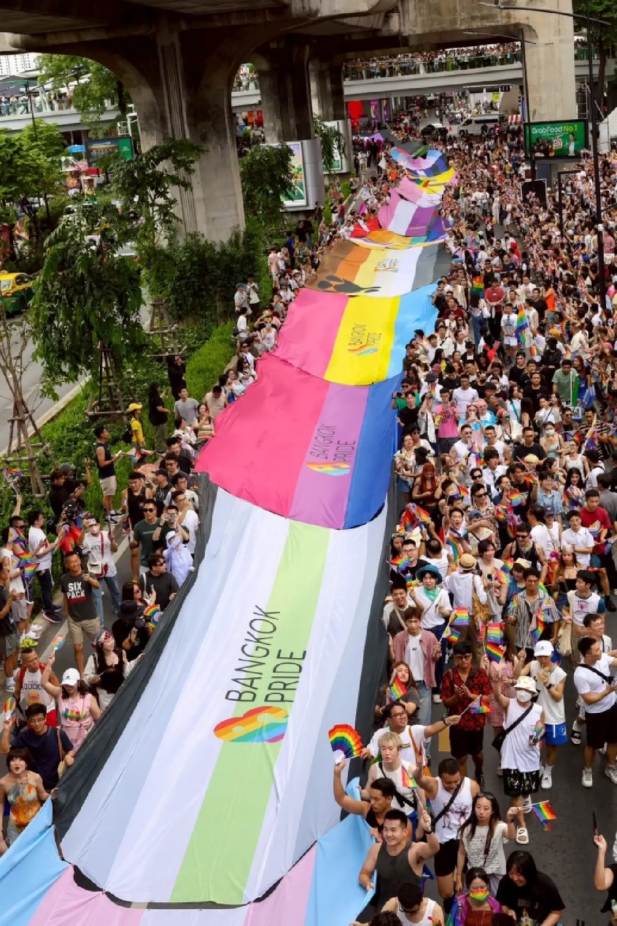 บางกอกไพรด์พาเหรดยิ่งใหญ่ ชู Bangkok Pride Festival สู่ Pride Destination ระดับโลก