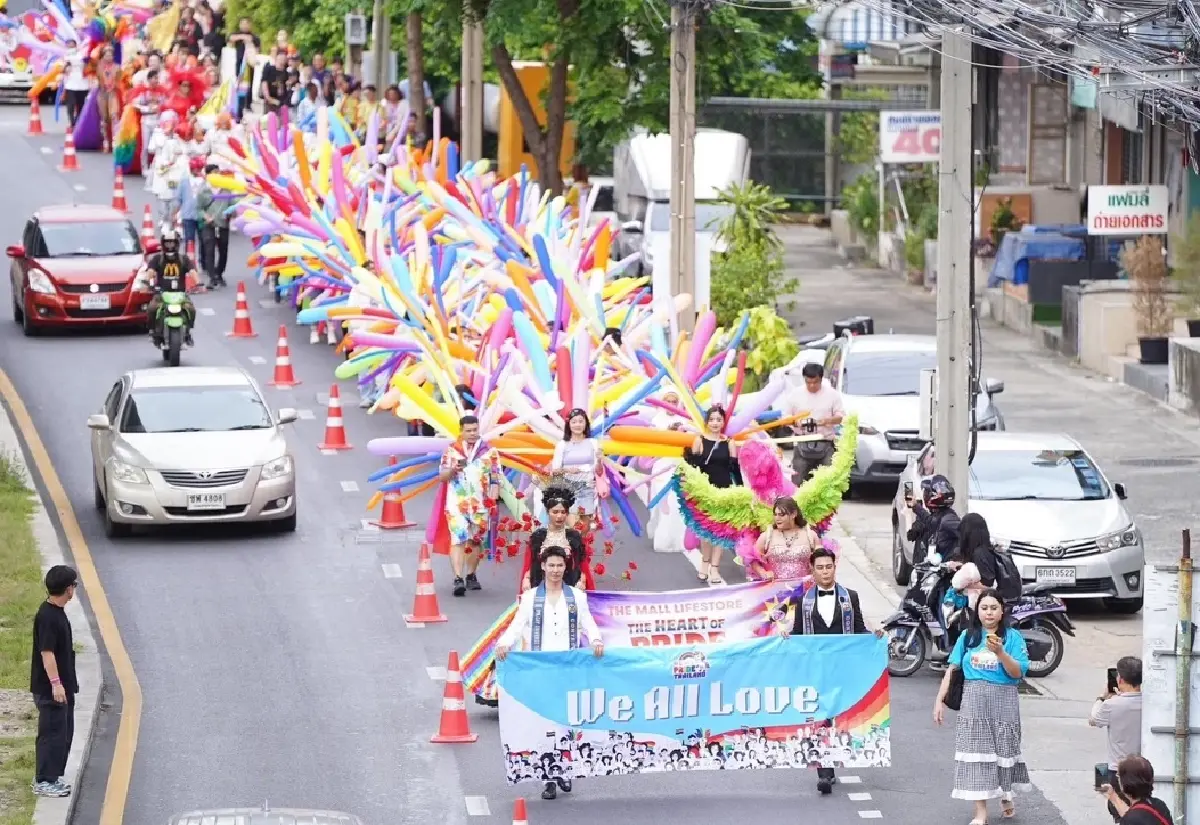 เดอะมอลล์ Pride Parade ชูภาพลักษณ์ไทย LGBTQ+ Friendly Destination
