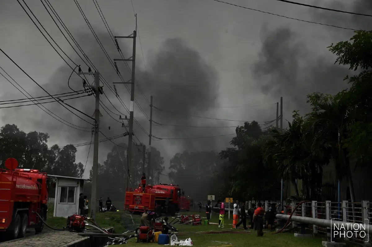 อัปเดต! เหตุไฟไหม้โรงงานทิชชู สระบุรี เร่งค้นหา 10 ผู้สูญหาย