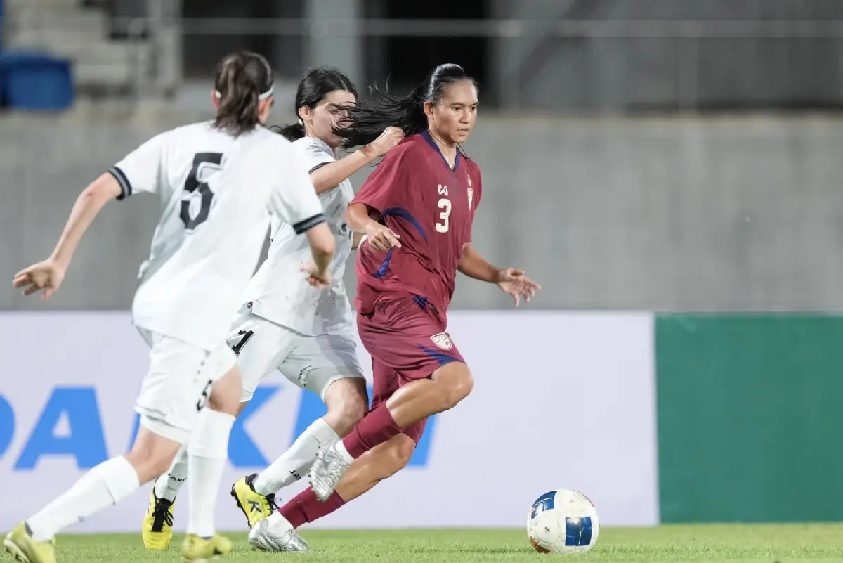 ชบาแก้ว โชว์ฟอร์มดุ ถล่มอิรัก 7-0 การันตี 6 แต้มเต็ม ลุ้นแชมป์กลุ่ม