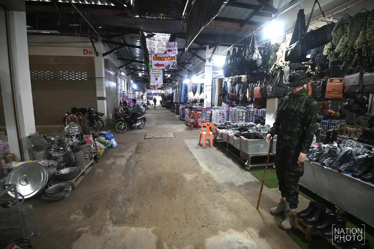 เผยภาพ 'ตลาดช่องจอม' เงียบเหงา หลังปรับเวลาเปิดด่าน 3 วัน/สัปดาห์