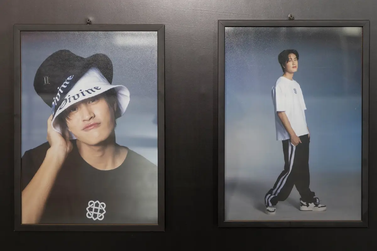 ครั้งแรกกับ DIVINE x SIAM CENTER 1st POP UP STORE ออกแบบโดย 'เจมีไนน์'