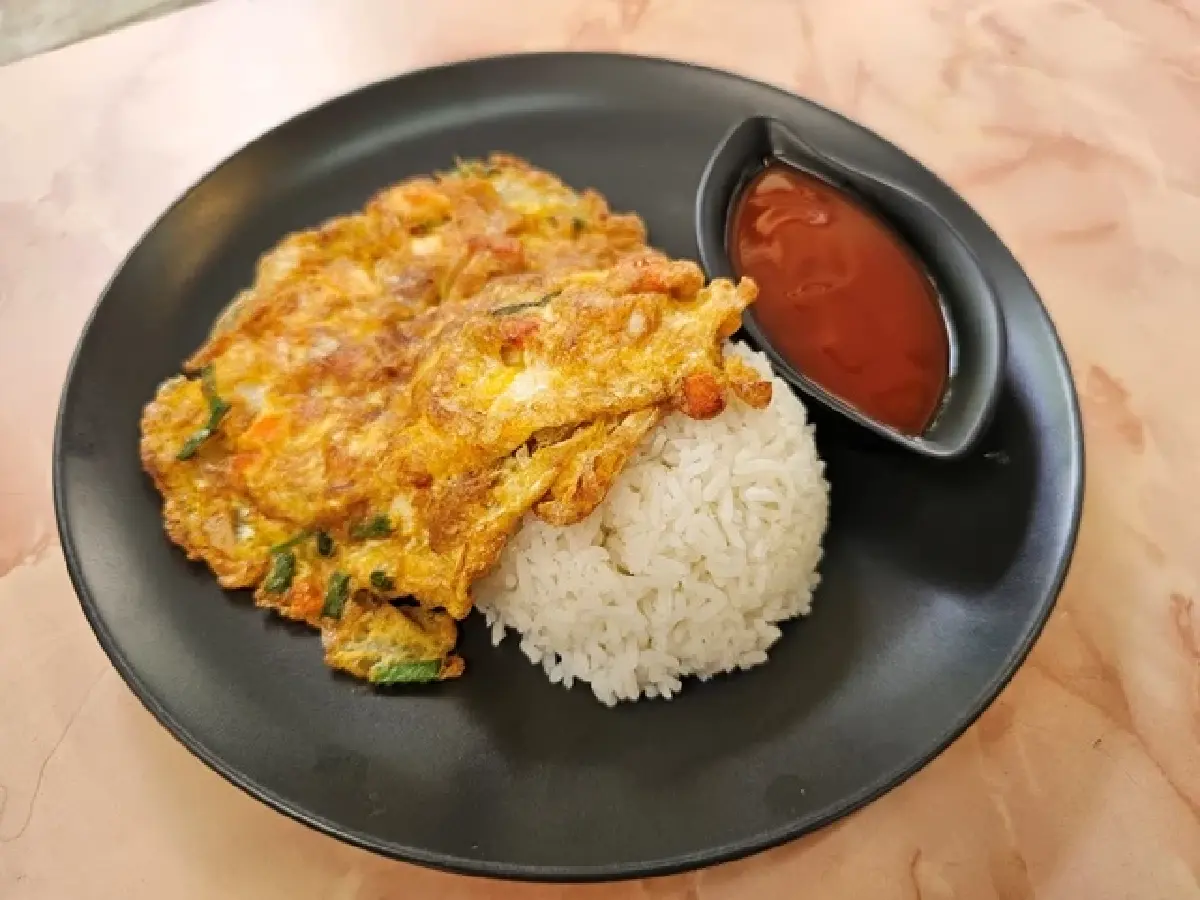 ‘มาม่าต้มยำกุ้ง’ ที่ร้าน ‘มันนาคาเฟ่’ แซ่บ จนต้องขอสูตร