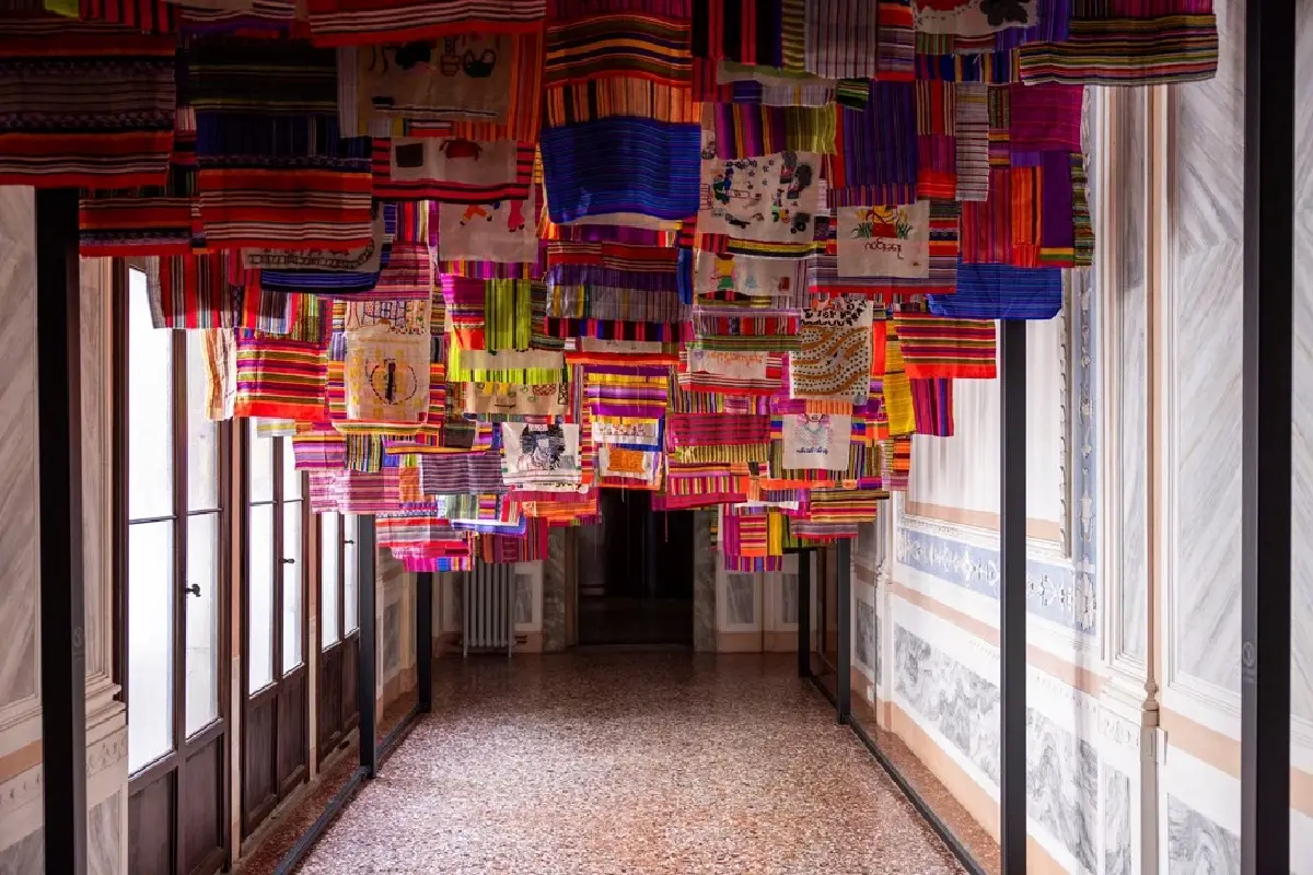 วิญญาณข้ามมหาสมุทร : ศิลปะอาเซียนที่ เวนิส เบียนนาเล่ ฉบับหนังสือ