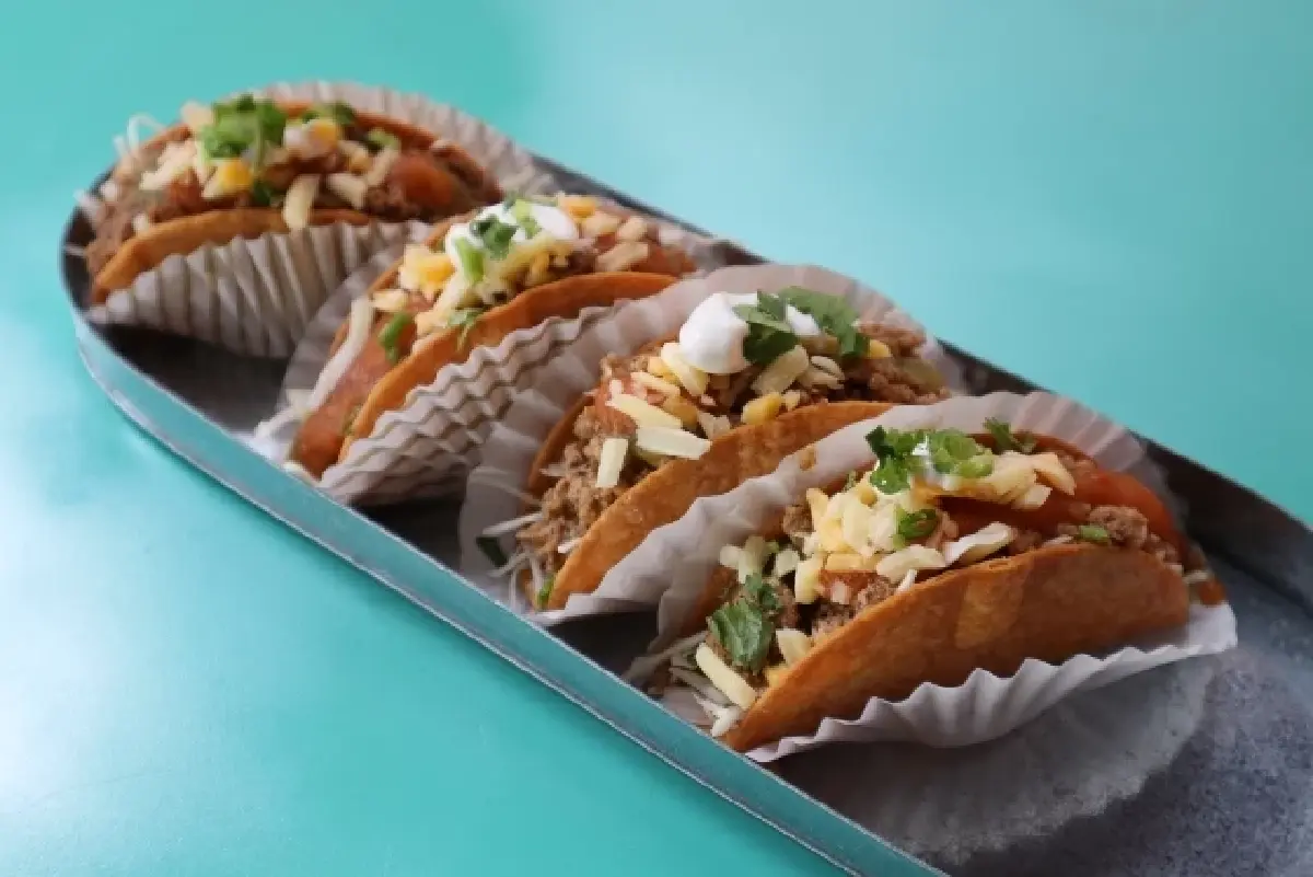 Lista Taco  ‘อาหารเม็กซิกันต้นตำรับ' เครื่องแน่นเต็มปากเต็มคำ