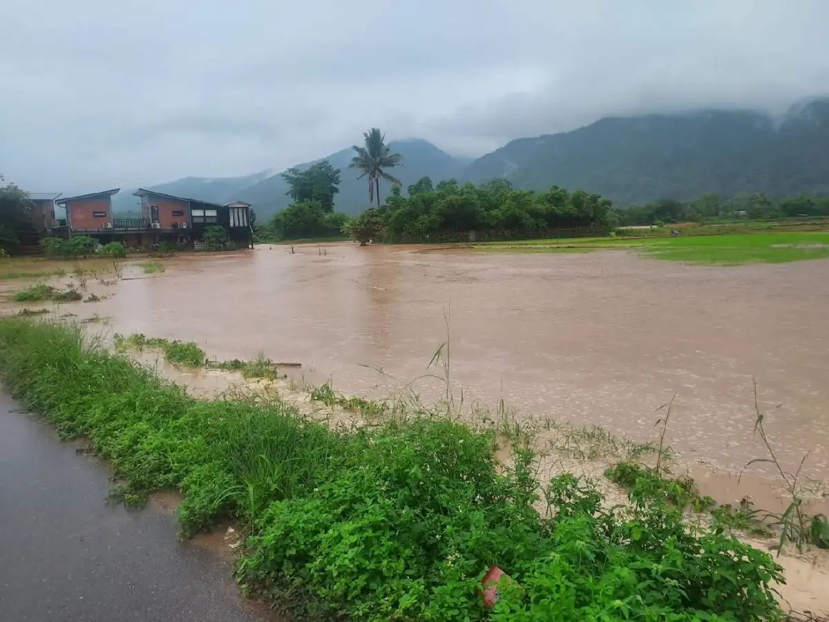 น้ำท่วมน่านอ่วม ฝนตกหนักถล่ม ทุ่งช้าง-เชียงกลาง ปภ. เตือนดินถล่ม