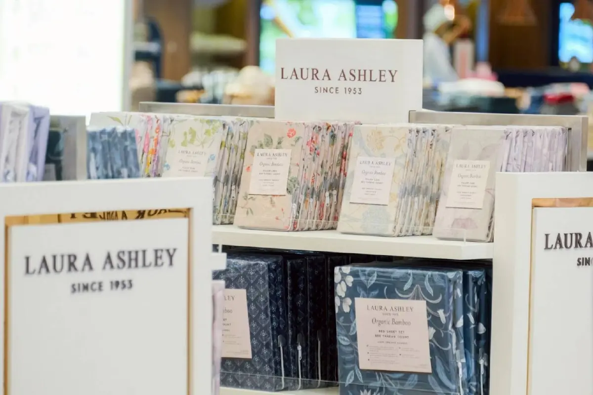 ลอร่า แอชลีย์ ส่งชุดเครื่องนอนซูเปอร์พรีเมียม Timeless British Elegance ในไทย