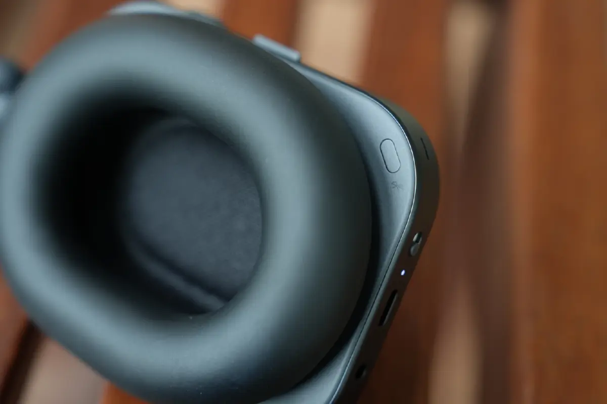 Nothing Headphone (1) review