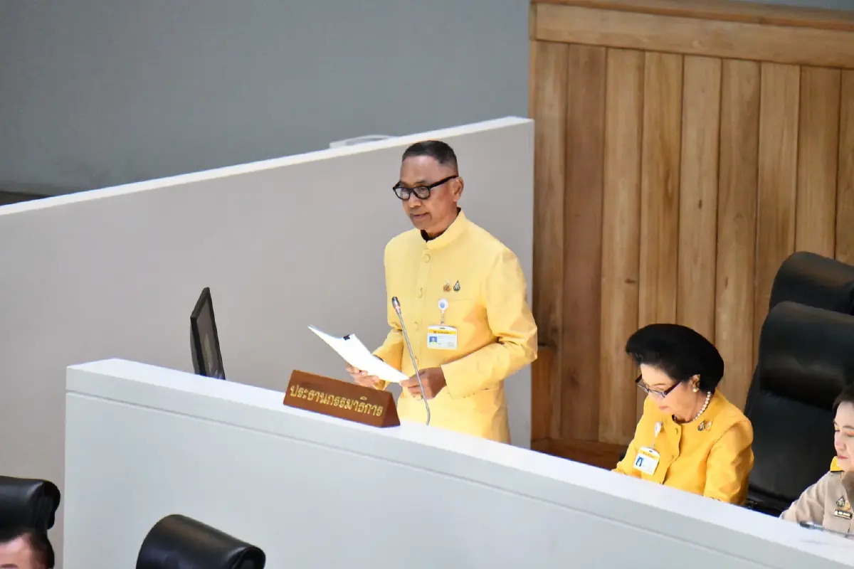 'ประชามติ' รื้อรัฐธรรมนูญ'60 ทางสองแพร่ง ‘เกมสภา-พท.’