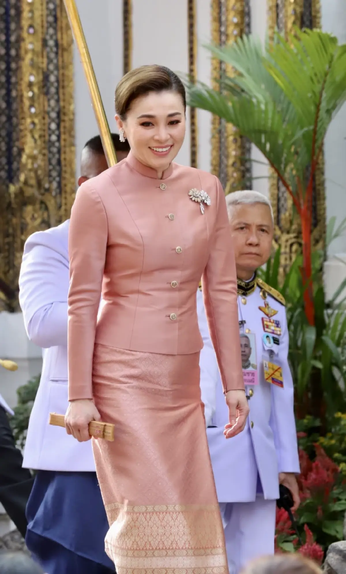 ในหลวง-พระราชินี เสด็จฯไปทรงประกอบพระราชพิธีอาสาฬหบูชา 2568
