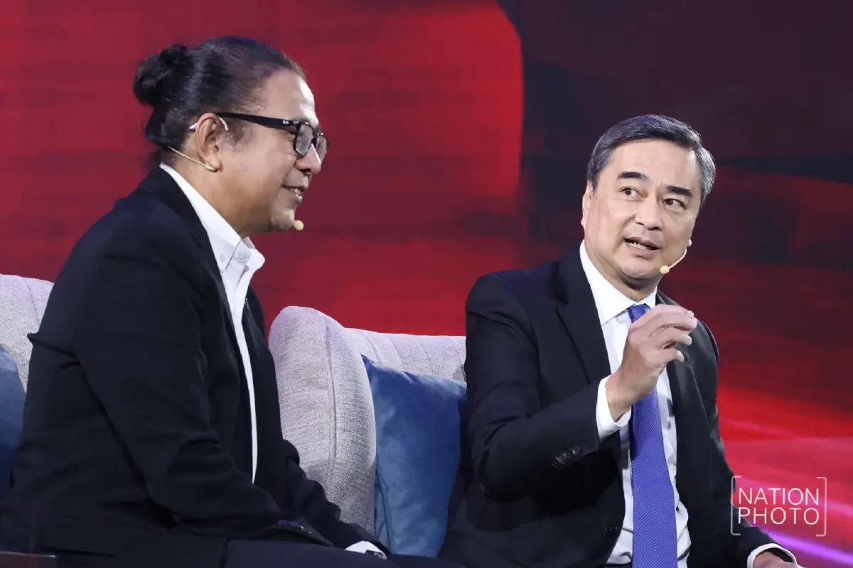 ‘อภิสิทธิ์’ กางสูตรผ่าทางตัน ทำ กม.ศักดิ์สิทธิ์-ฉันทามติแก้ รธน.