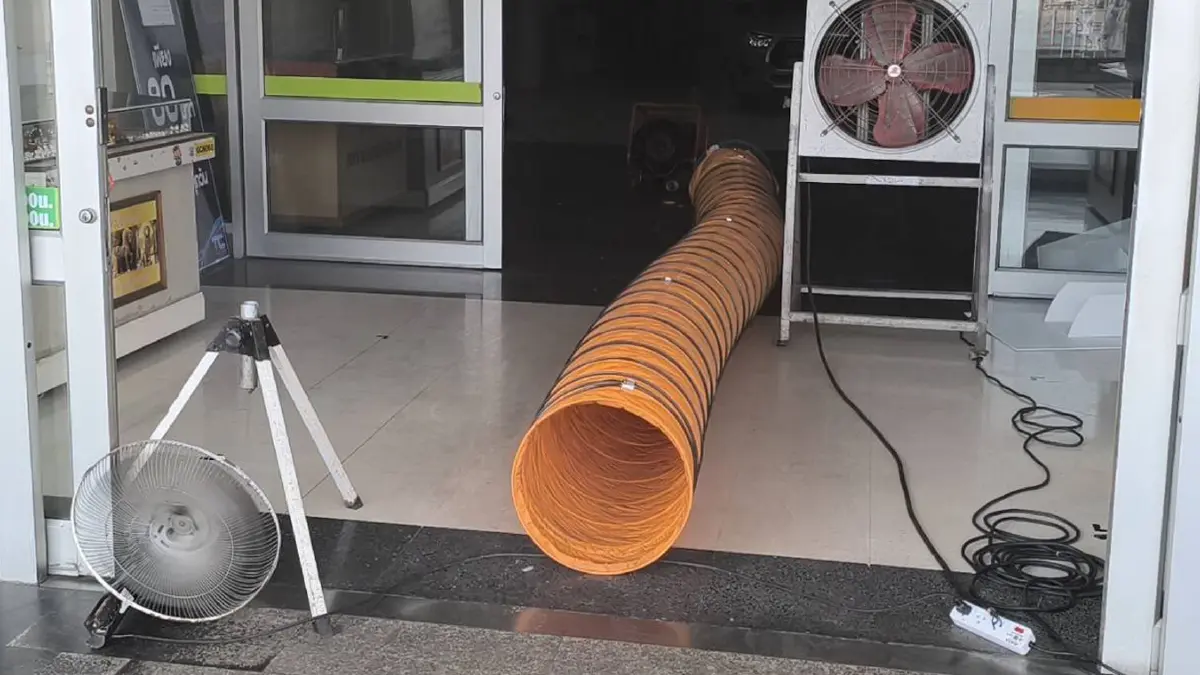 ด่วน ไฟไหม้ร้านไอติมดัง กลางห้างใหญ่ พิษณุโลก ได้รับความเสียหาย