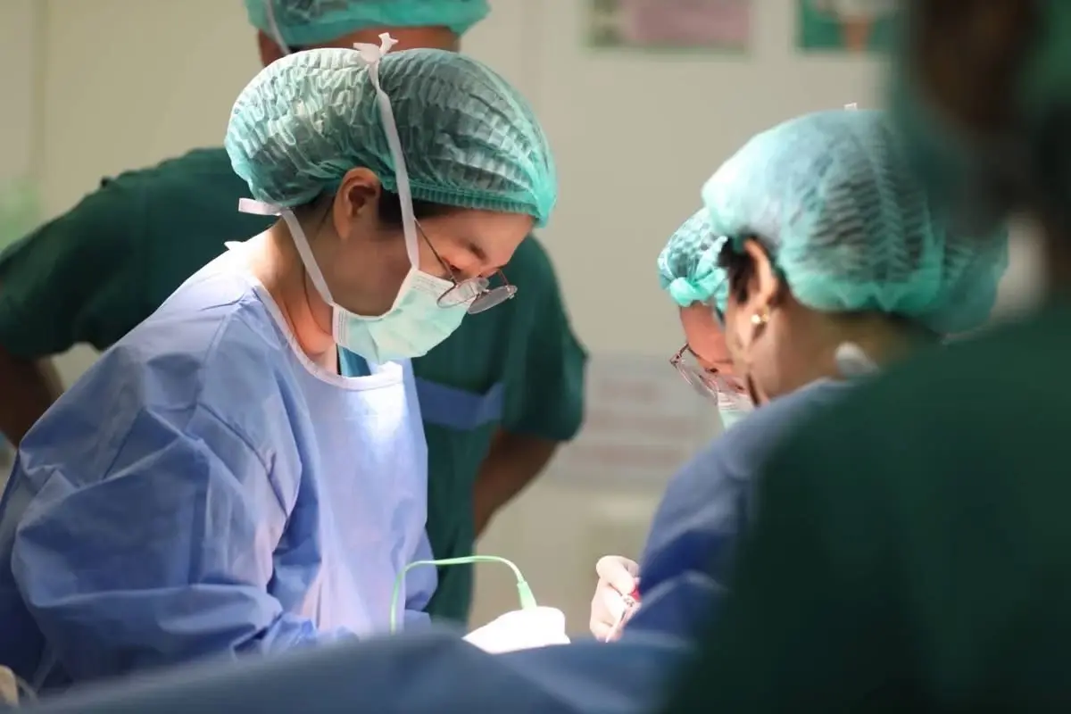 รพ.จุฬาฯ สร้างประวัติศาสตร์! ผ่าตัดรักษา โรคหยุดหายใจขณะหลับ สำเร็จ