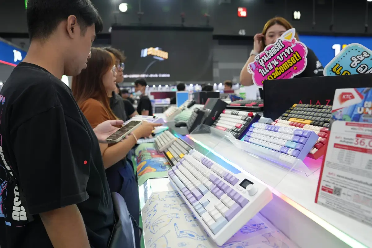 เลิกกั๊กแล้วควักตังค์ซะ! ส่องโปร 'COMMART UNLIMIT' จัดหนักโปรดุ