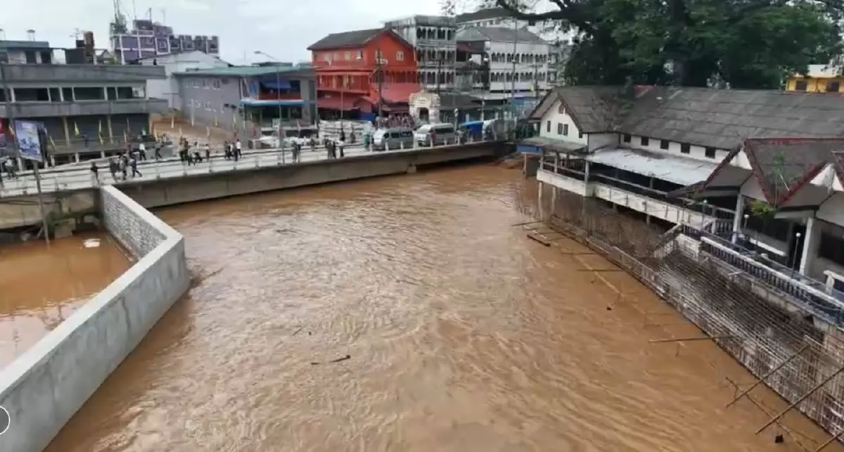 ระดับน้ำโขงเพิ่มขึ้น เตือนภัย ฝนตกหนัก น้ำหลาก ดินถล่มทั่วประเทศ