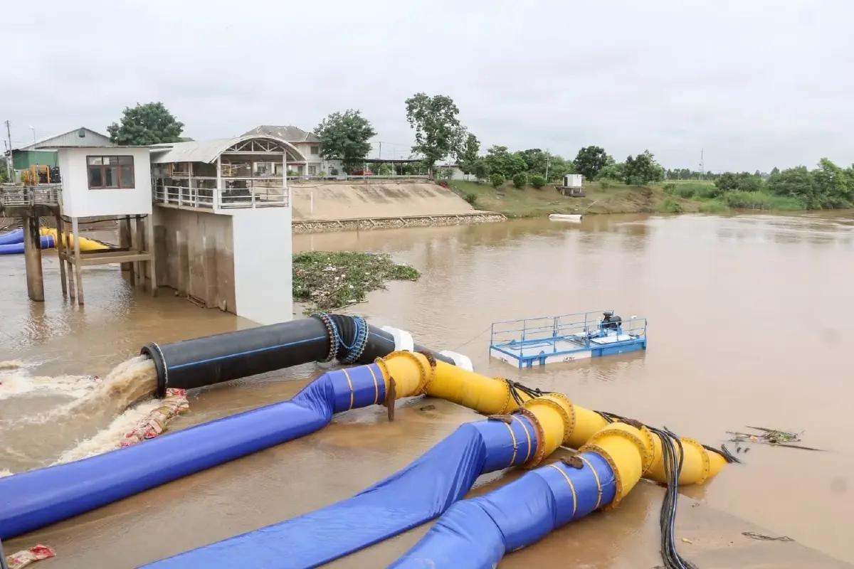 น้ำยม สุโขทัย วิกฤต! เฝ้าระวังใกล้ชิด หลังทะลักเข้าท่วม 3 อำเภอ