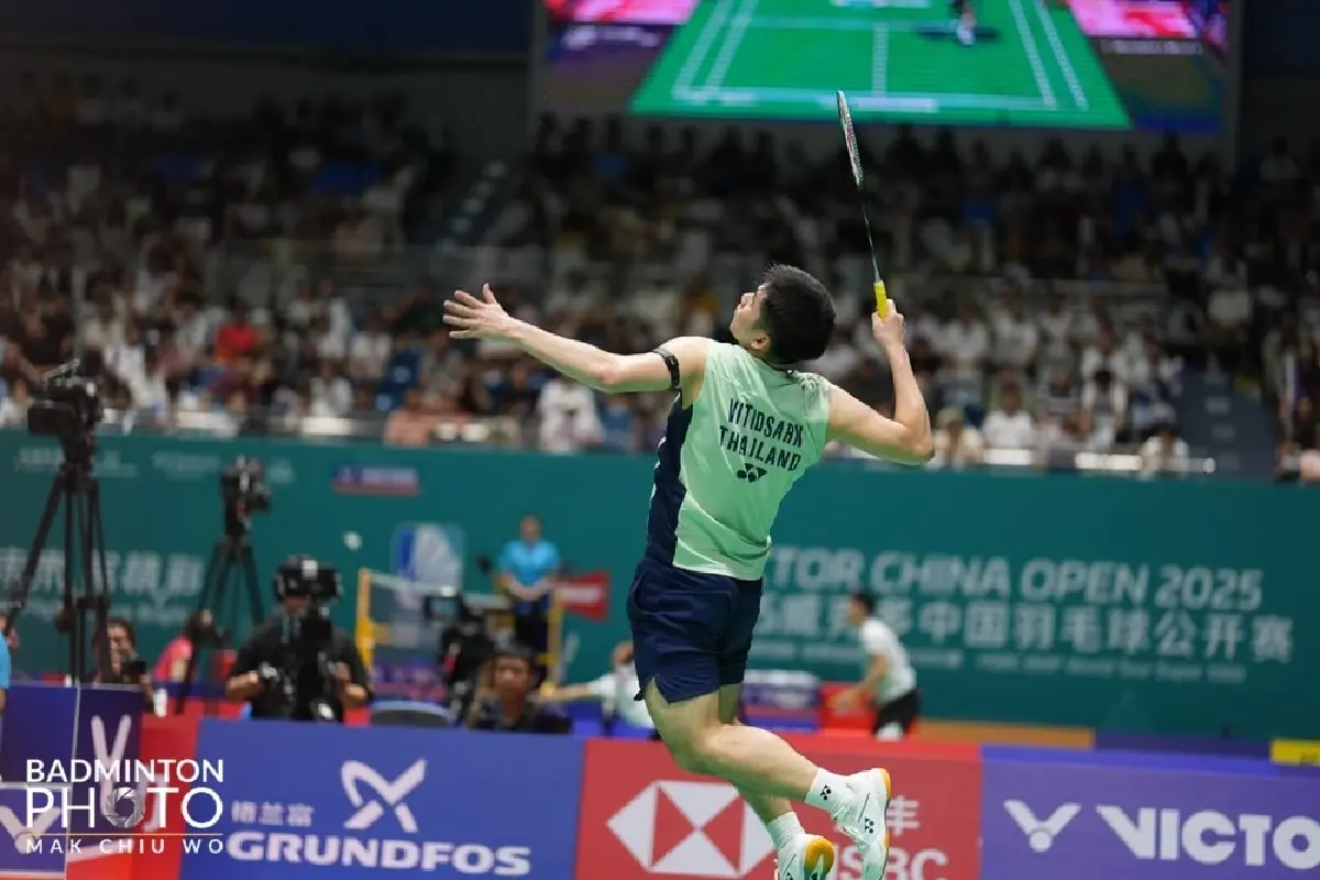 ผลแบดมินตันสด 'วิว กุลวุฒิ ชนะ อัลวี่ ฟาร์ฮาน' 2-1 ศึก China Open 2025