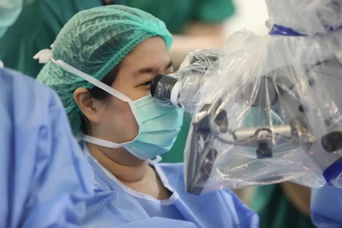 รพ.จุฬาฯ สร้างประวัติศาสตร์! ผ่าตัดรักษา โรคหยุดหายใจขณะหลับ สำเร็จ