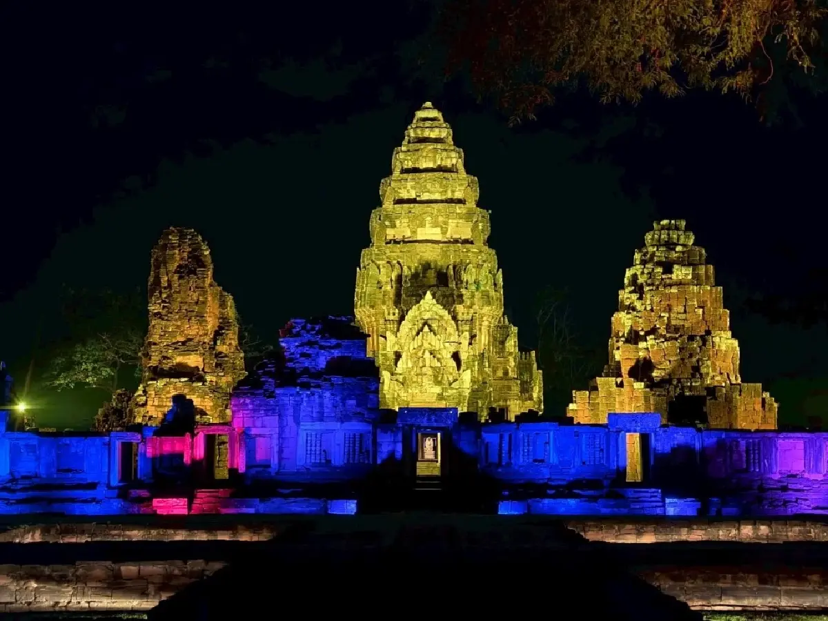 เชิญชมปราสาทหินพิมายยามค่ำคืน ปีที่ 2 (Phimai Night : Light Up)