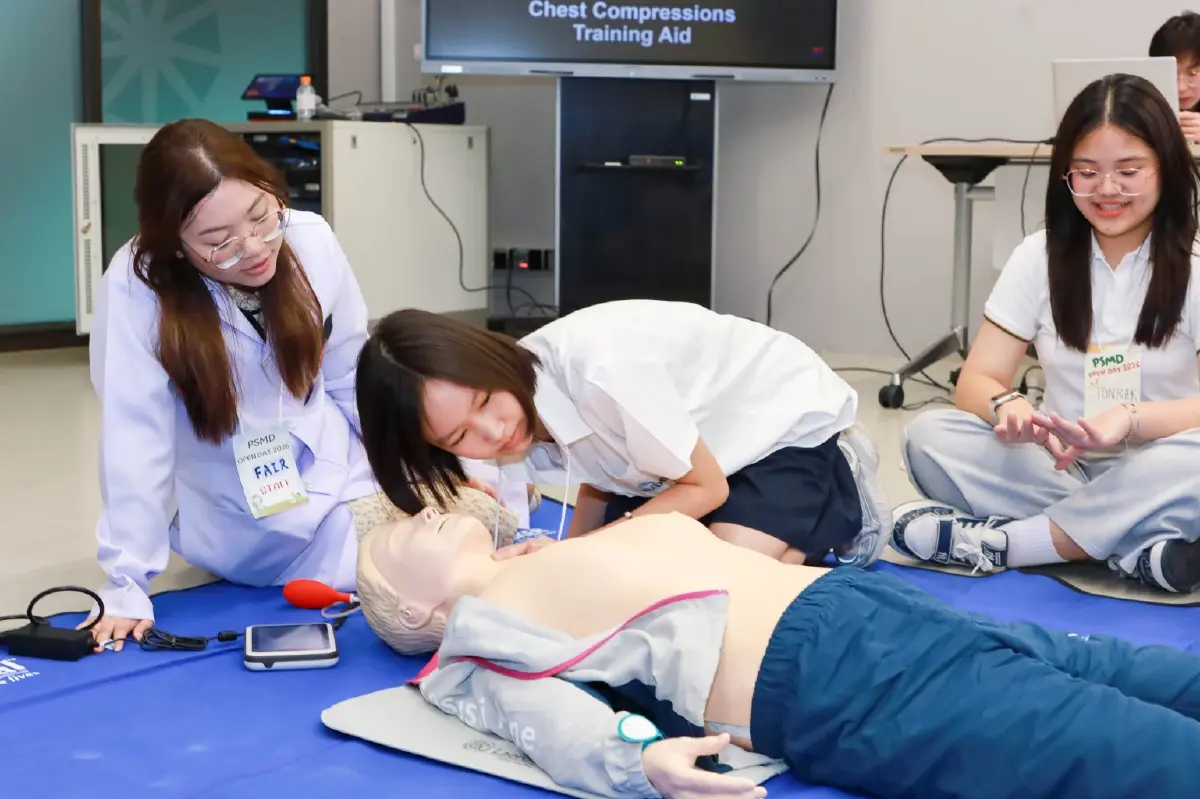 'อยากเป็นหมอ'คลิก! หลักสูตรแพทย์ 7 ปี 2 ปริญญา เด็ก Gen Z ห้ามพลาด