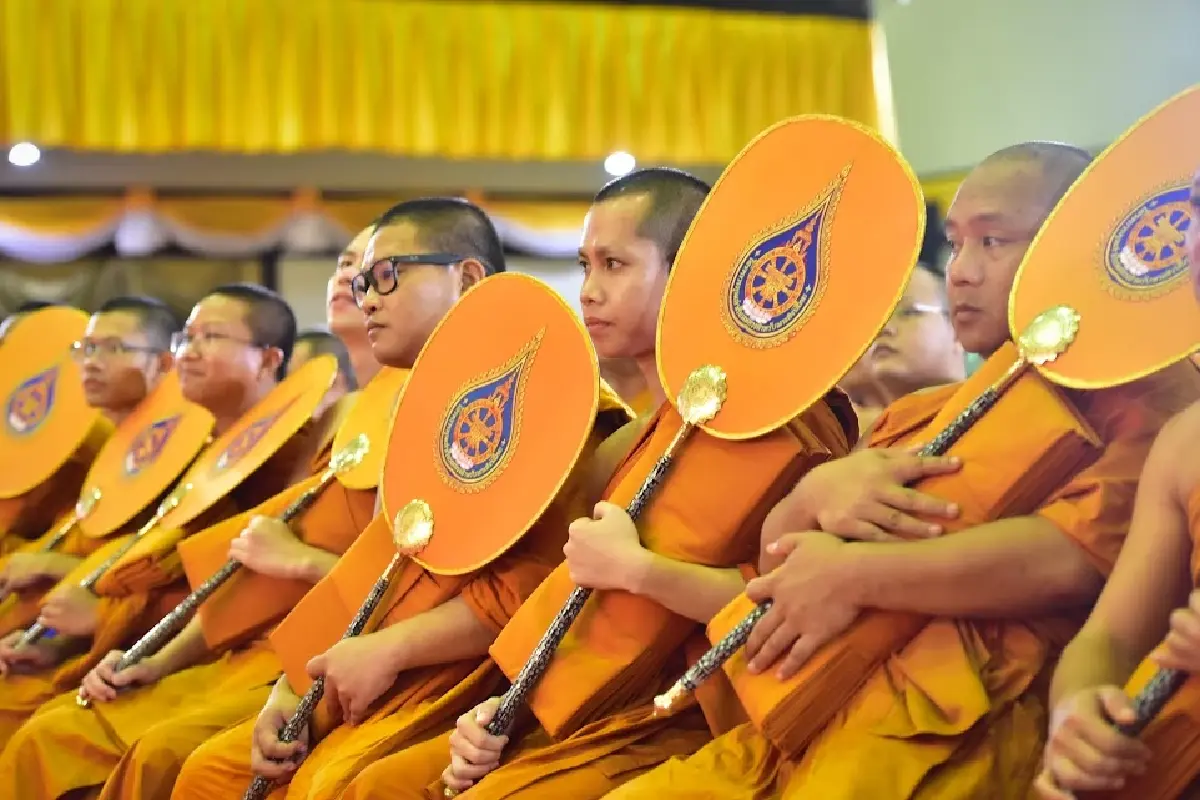 พระราชศรัทธา สืบสานโครงการทุนเล่าเรียนหลวงสำหรับพระสงฆ์ไทย
