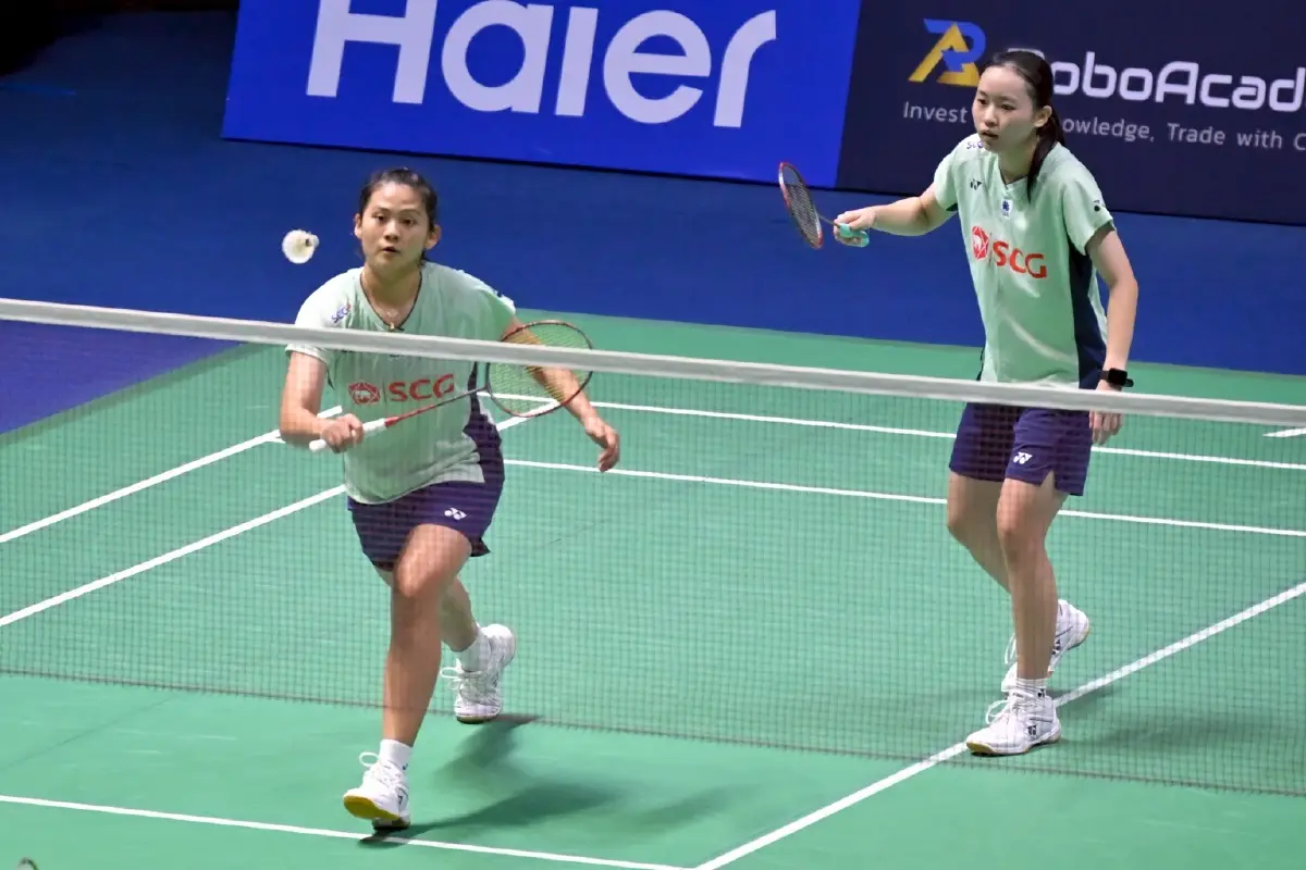 เชียร์คู่หู 'มุก-แอนฟิลด์' ทีมชาติไทย พบ จีน ดูแบดสด Macau Open 2025