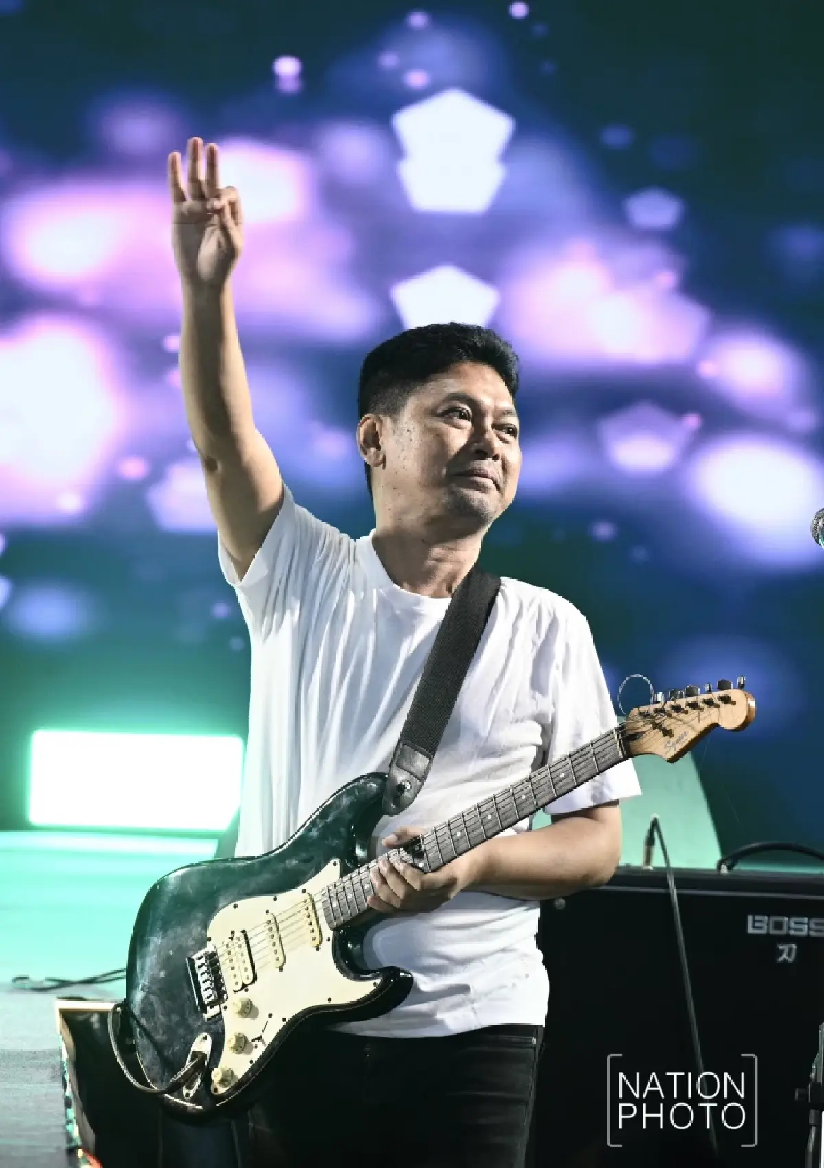 เสก โลโซ คัมแบ็ค นำทีมวงมีนบุรีขึ้นเวทีคอนเสิร์ต แอ๊ด คาราบาว ร่วมแจม