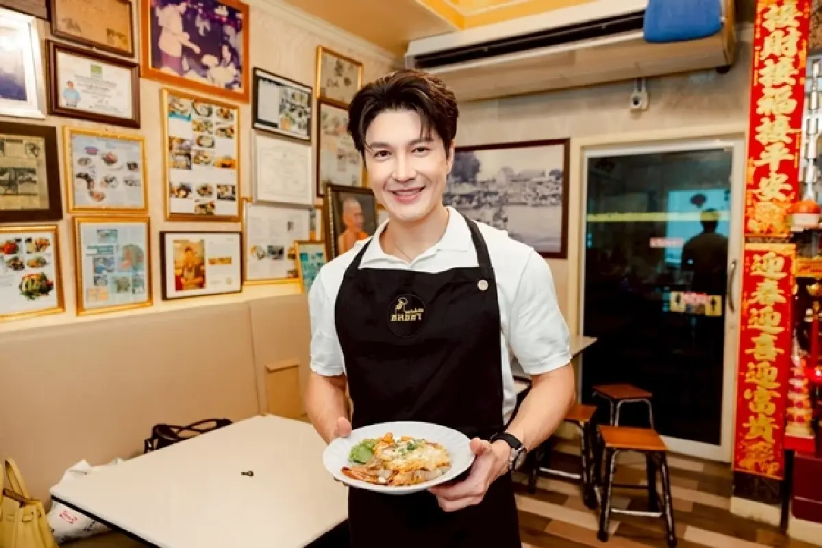 บทบาทใหม่ ‘บูม-รณหาญ’ ทายาทรุ่นที่ 3 ‘ก๋วยเตี๋ยวคั่วไก่ชลธิชา’