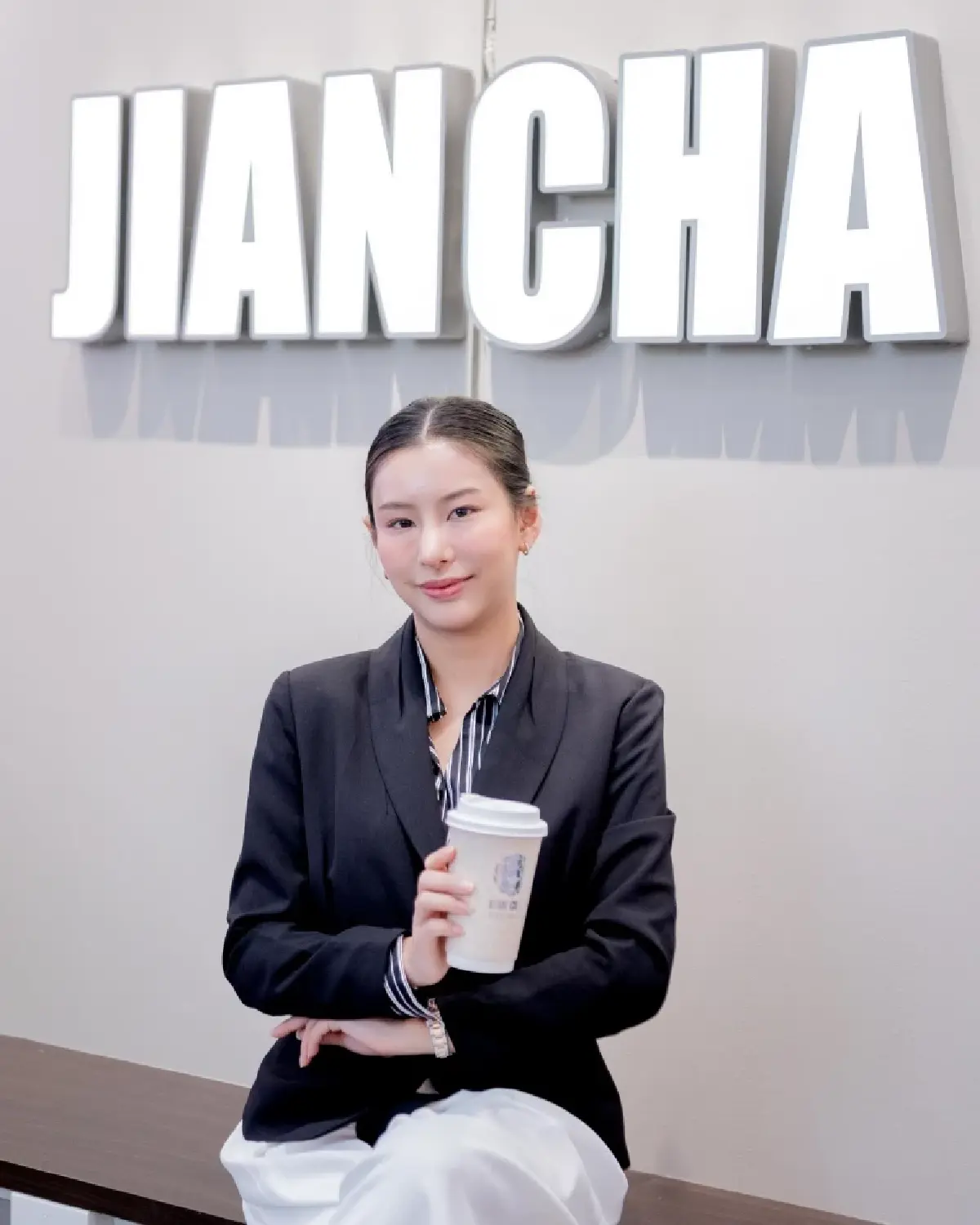 ‘เจี้ยนชา’  ชื่อจีนแต่เป็นของคนไทย ฝันใหญ่มี 1,000 แห่งทั่วโลก เตรียมบุกสเปน​-สหรัฐ-ออสเตรเลีย