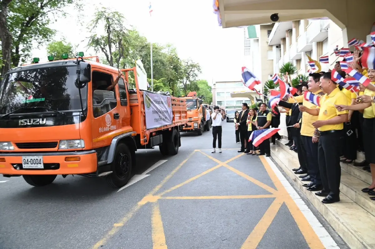 เกษตรฯร่วมมูลนิธิธรรมนัส ระดมสิ่งของช่วยผู้ประสบภัย เหตุปะทะชายแดนไทย-เขมร