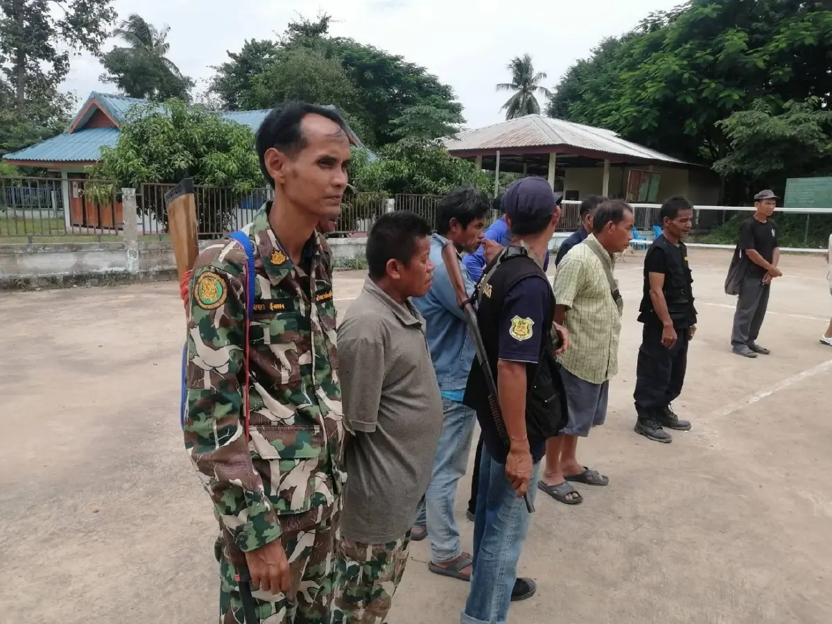 ชายแดนเดือด ขสป. ระดมพล พิทักษ์หมู่บ้าน ศรีสะเกษ-อุบลฯ ให้ปลอดภัย