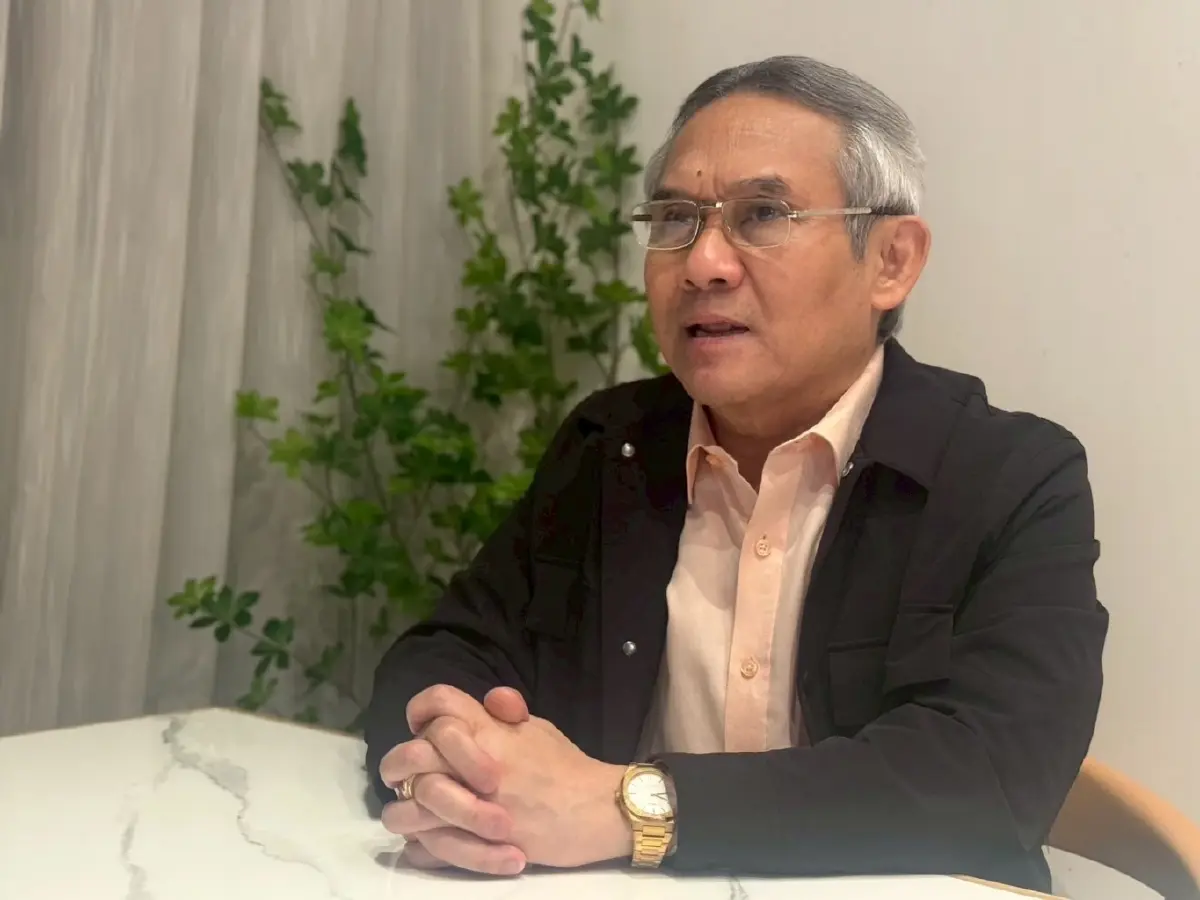 รองหัวหน้า พปชร. แนะไทย อย่าหงอ กล้าเจรจาภาษีสหรัฐ ห้ามแตะความมั่นคง-ม.112
