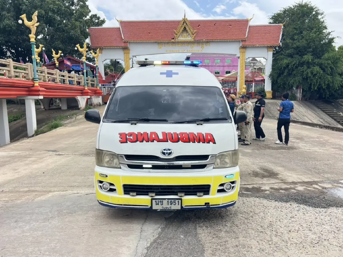 ไทยช่วยกัมพูชารายวัน เพื่อมนุษยธรรม ส่งผู้ป่วยฉุกเฉินเข้ารพ.