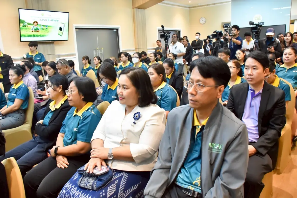 เกษตร ร่วม AIS กำจัดขยะอิเล็กทรอนิกส์ 'คนไทยไร้ E-Waste'