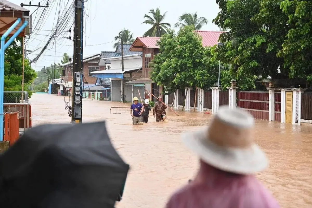 การไฟฟ้า เร่งซ่อมแซมระบบ เหตุพายุวิภาพื้นที่จังหวัดน่าน