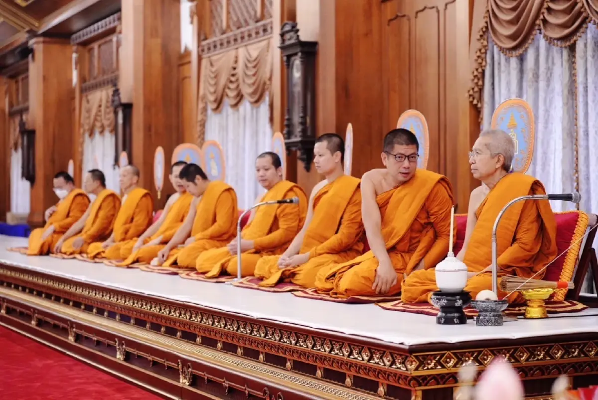 'วันเข้าพรรษา 2568' วันหยุดอาสาฬหบูชา พิธีปฏิบัติ เลือกวัด การทำบุญ