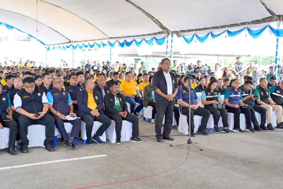 รมว.อรรถกร ลงพื้นที่เร่งแก้ภัยน้ำท่วม น้ำแล้ง อ.พุนพิน จ.สุราษฎร์ธานี