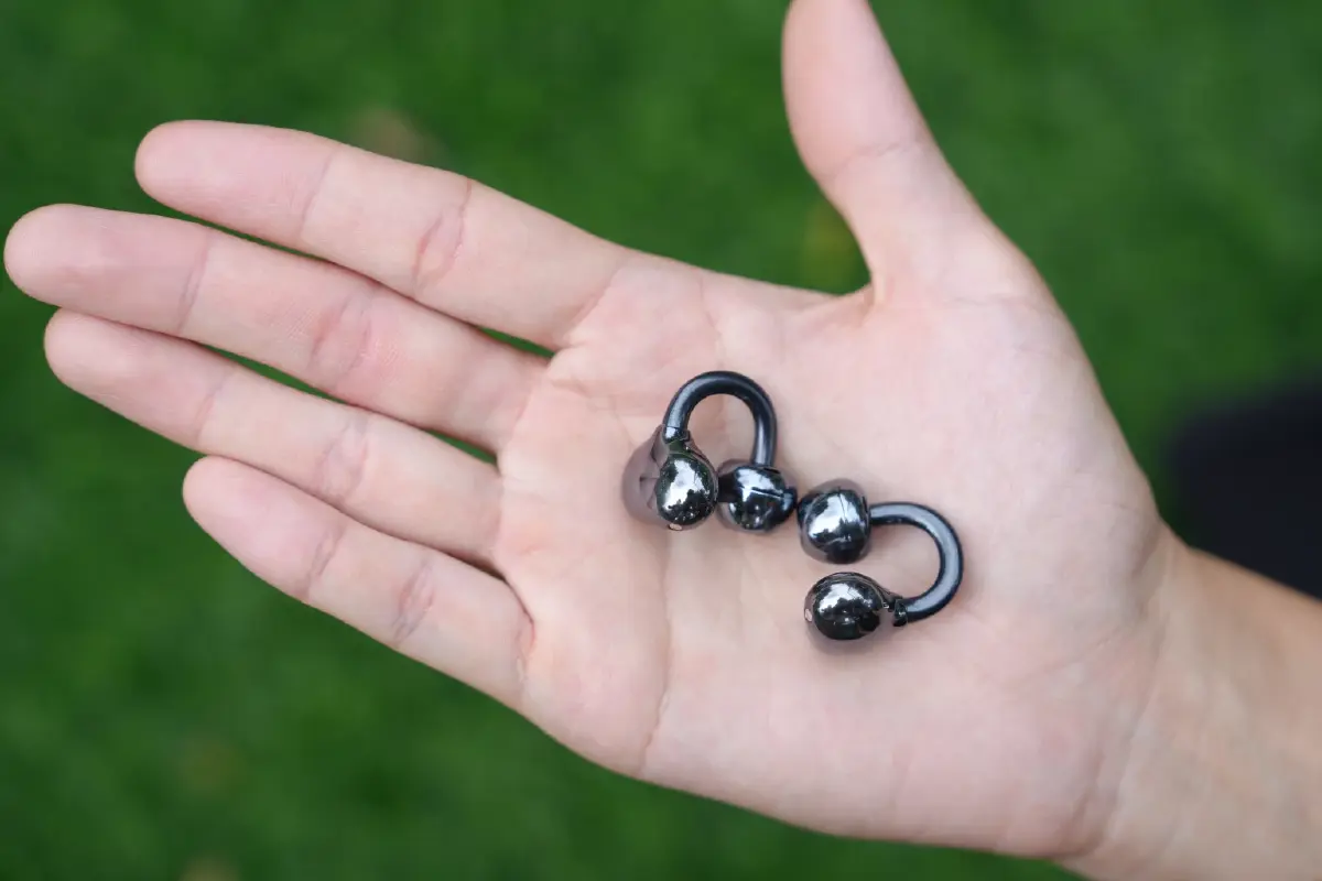 รีวิว 'HONOR CHOICE Earbuds Clip' เครื่องประดับหรู สบายหู & เสียงดี