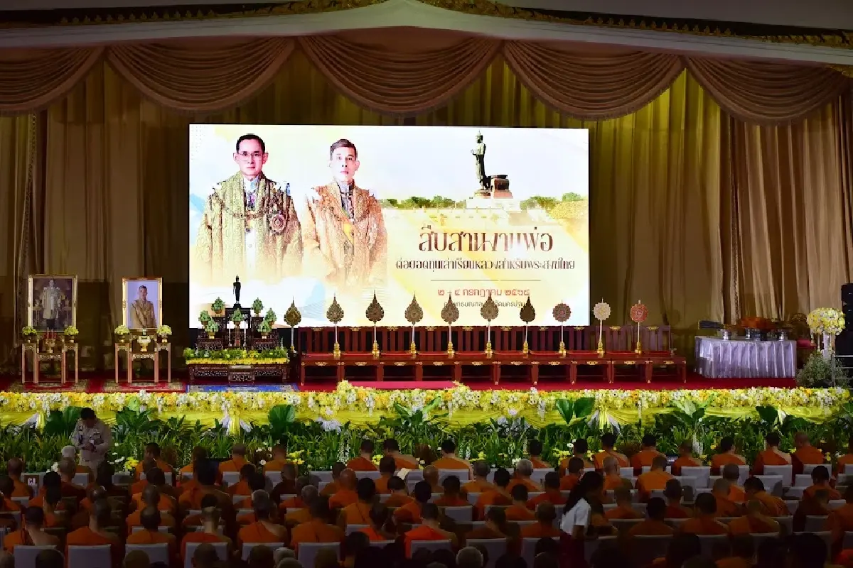พระราชศรัทธา สืบสานโครงการทุนเล่าเรียนหลวงสำหรับพระสงฆ์ไทย