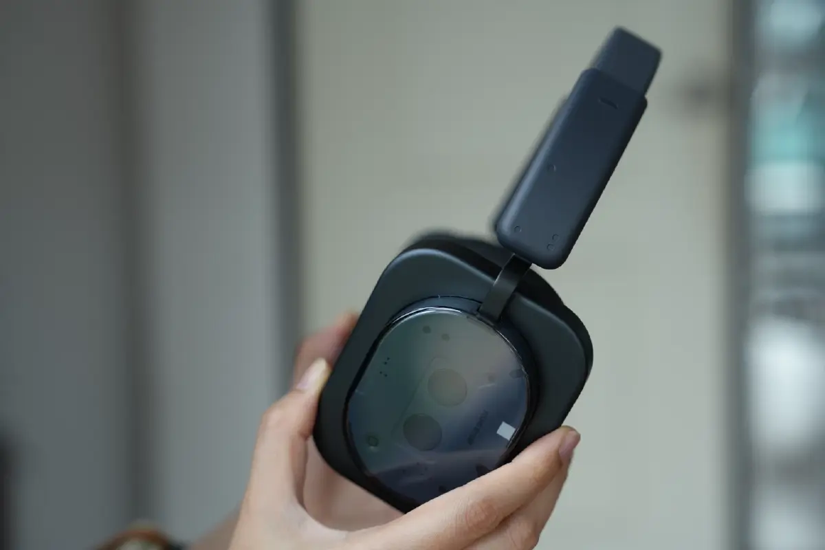 เห็นปุ๊บรู้ปั๊บ รีวิว 'Nothing headphone (1)' หูฟังสุดคูลสุดยูนีค