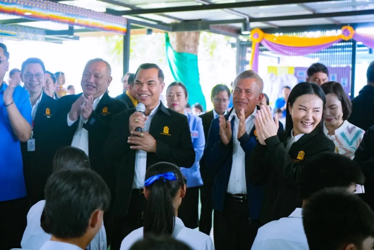 ลงพื้นที่สุราษฎร์ฯ 'รมว.ศธ. - สพฐ.' เคลื่อนนโยบายตอบโจทย์พื้นที่จริง