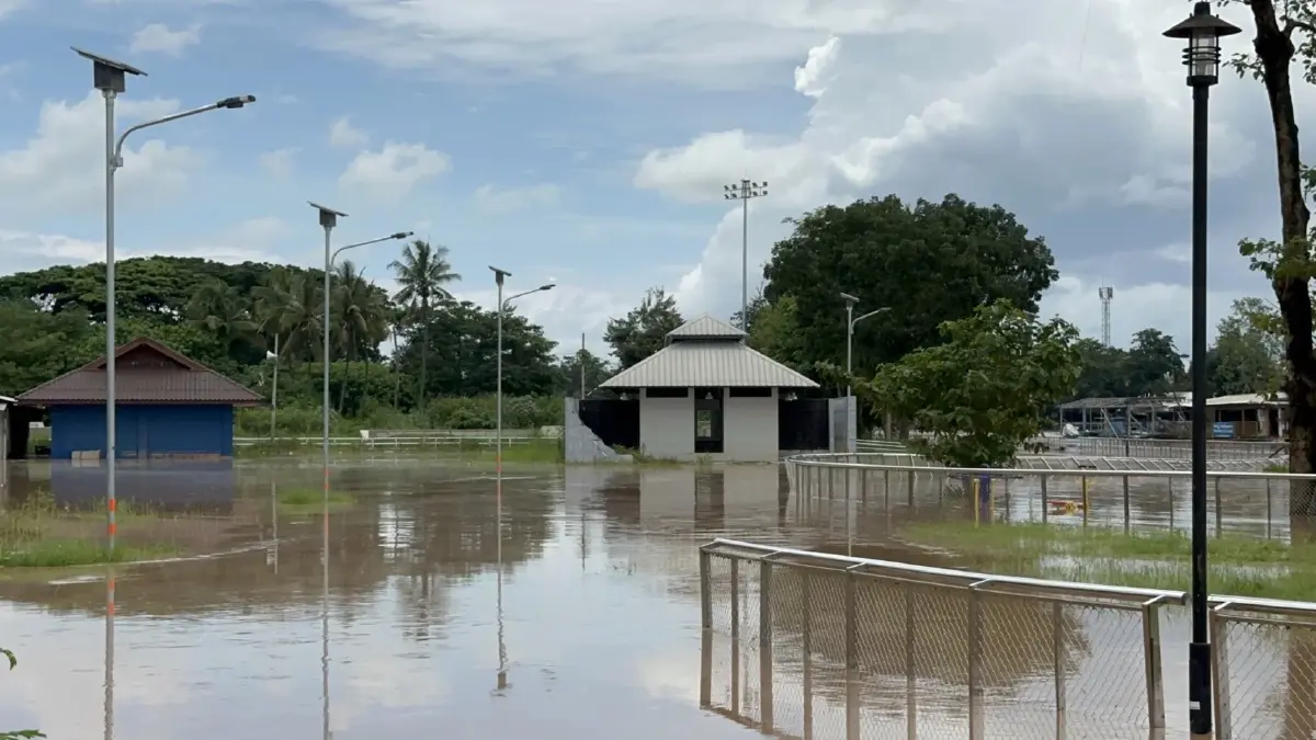 เชียงรายเสี่ยงท่วม! แม่น้ำกกจ่อวิกฤต ชาวบ้านเร่งย้ายสิ่งของ