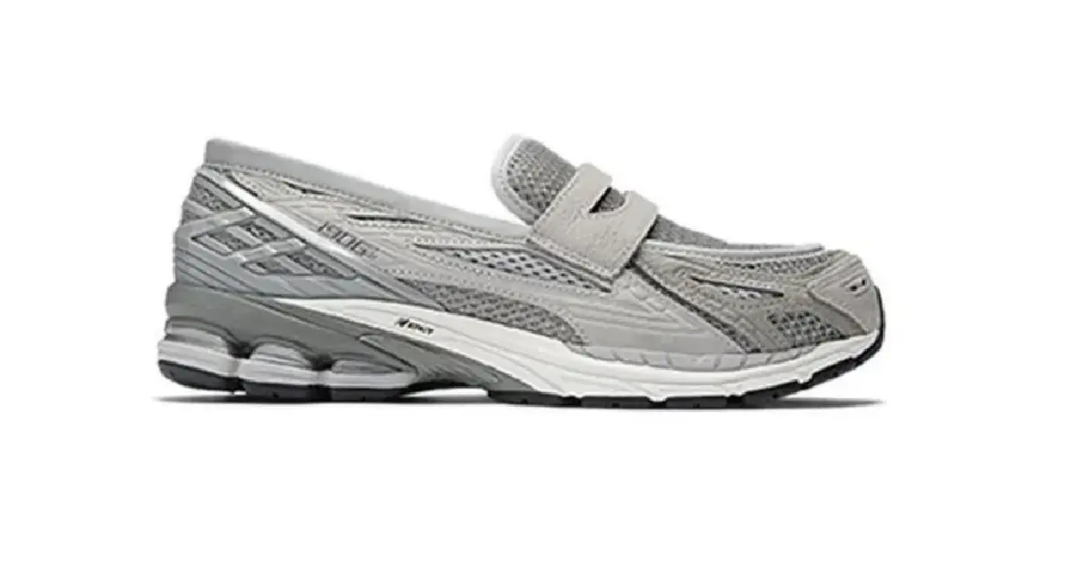 ฮิตทั่วโลก! Snoafer ลูกผสมสนีคเกอร์–โลฟเฟอร์ มาแรงสุดในปีนี้