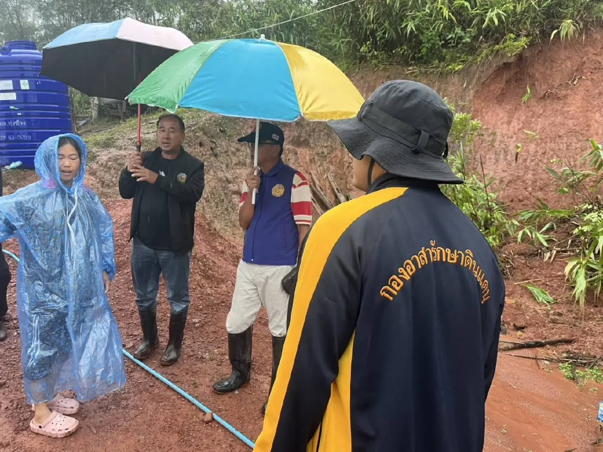 น้ำท่วมน่านอ่วม ฝนตกหนักถล่ม ทุ่งช้าง-เชียงกลาง ปภ. เตือนดินถล่ม