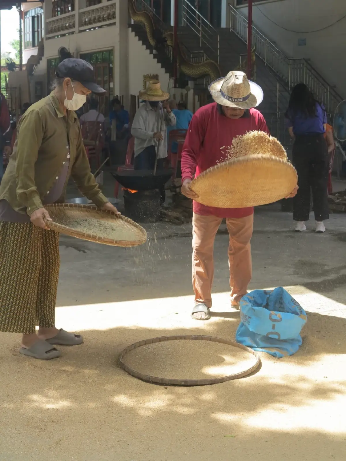 ข้าวเม่ากู้ชาติ ด้วยรักในข้าว