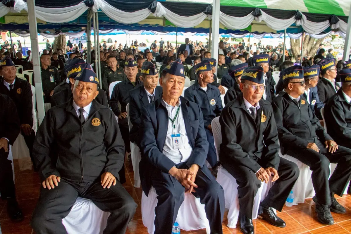 สดุดี 'ทหารกล้า' พระราชทานเพลิงศพ พร้อมเลื่อนยศ-ปูนบำเหน็จ